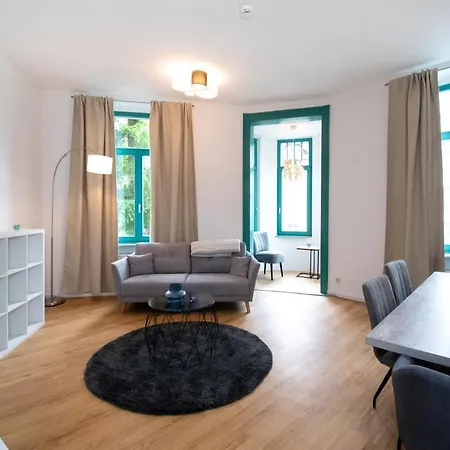 Room&Go: Zentral - Terrasse - Weber Grill Halle  Extérieur photo