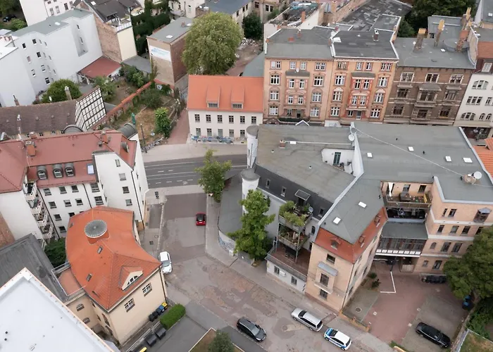 Room&Go: Zentral - Terrasse - Weber Grill