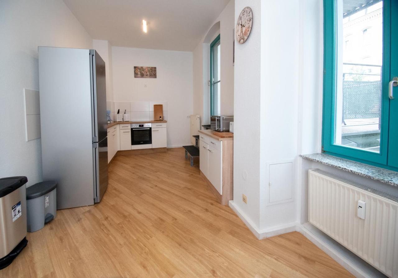 Room&go: Zentral - Terrasse - Weber Grill Halle (Saale)